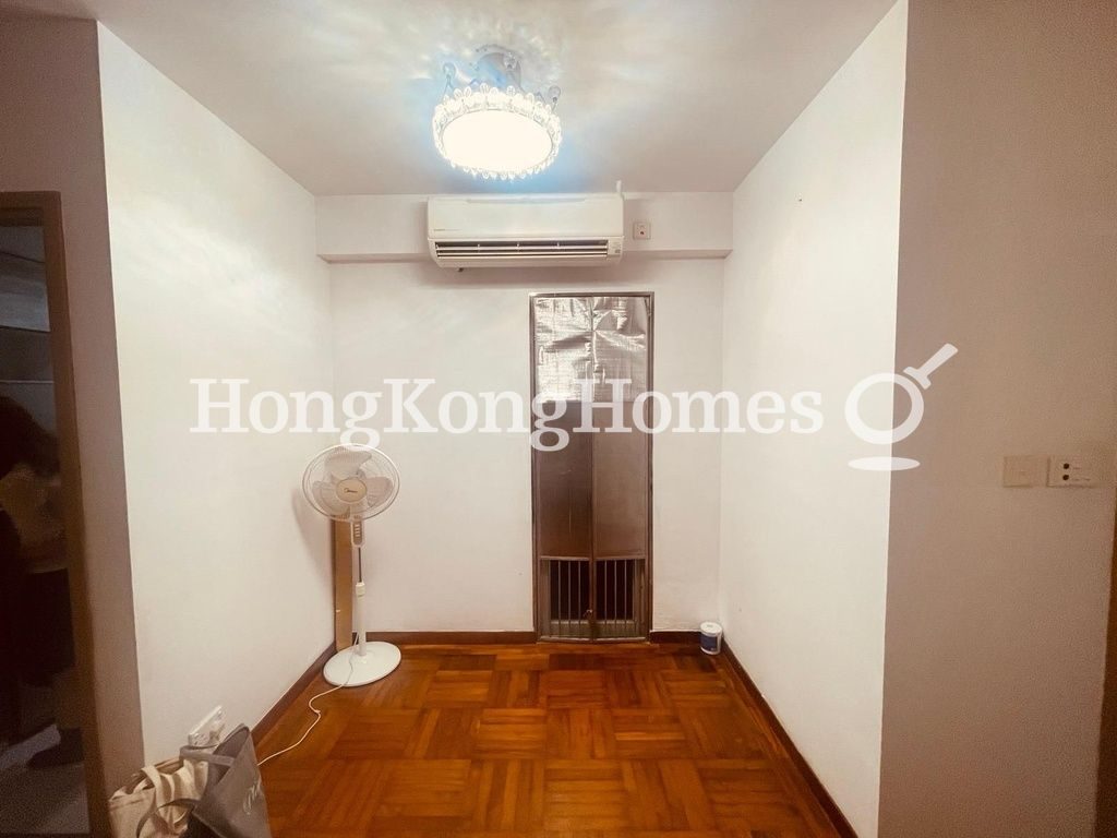 Living and Dining Room — Metro Harbour View - Ph 02, Blk 09, Tai Kok Tsui