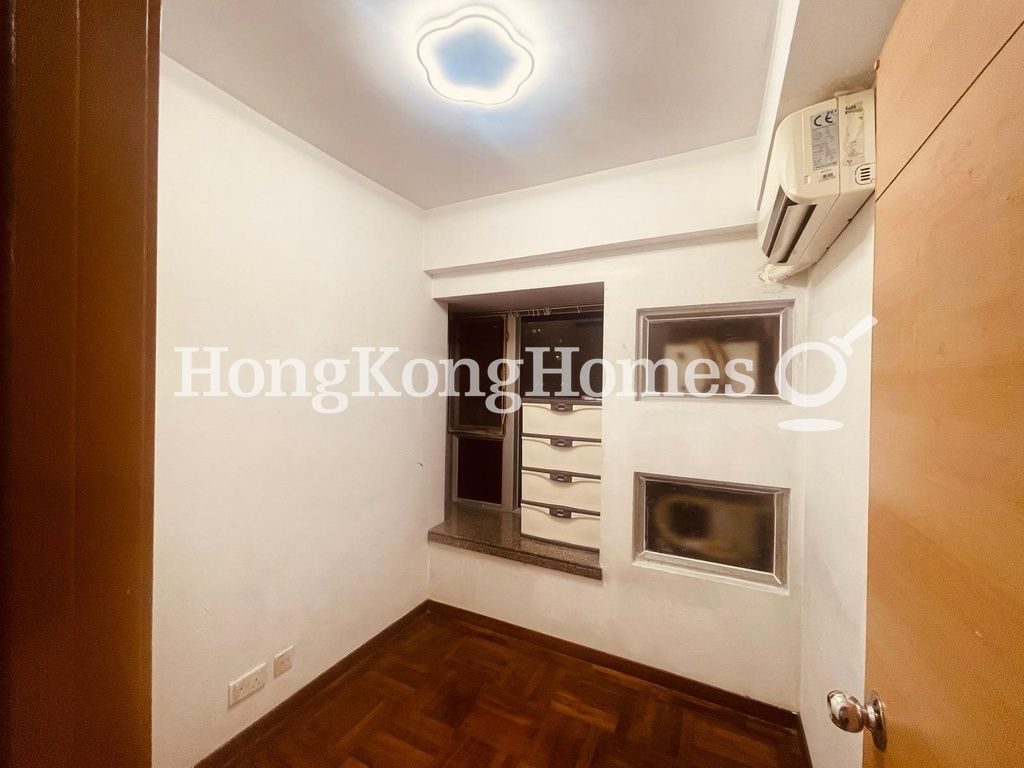 Third Bedroom — Metro Harbour View - Ph 02, Blk 09, Tai Kok Tsui