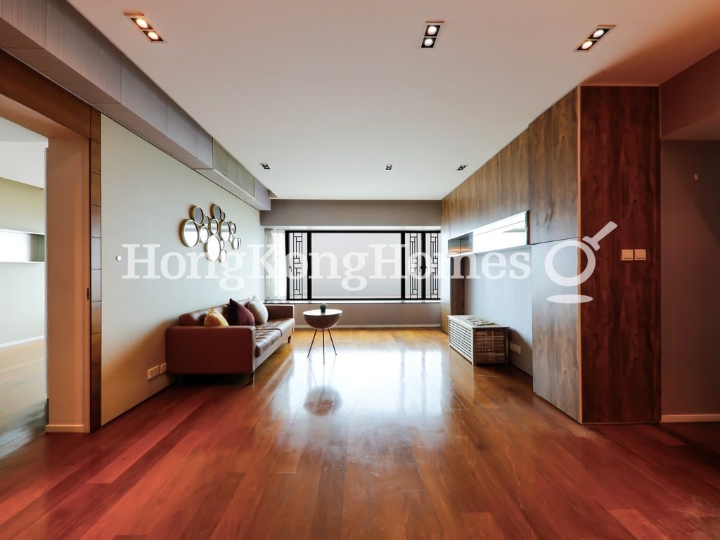 Living and Dining Room — Sorrento Tower - 1, Tsim Sha Tsui