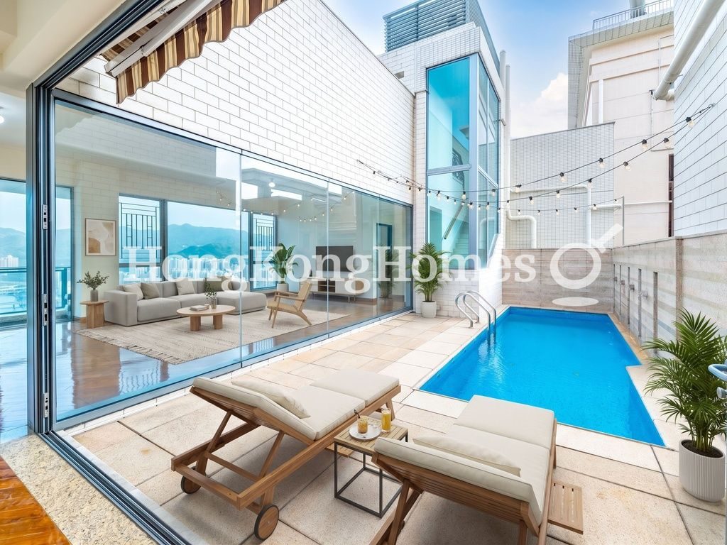 Private Terrace with Swimming Pool — The Palazzo - Tower 02, Shatin / Fo Tan