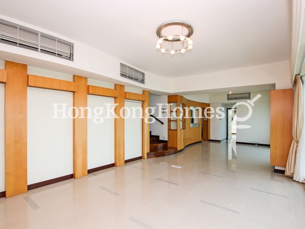 Living and Dining Room — Royalton II, Pokfulam