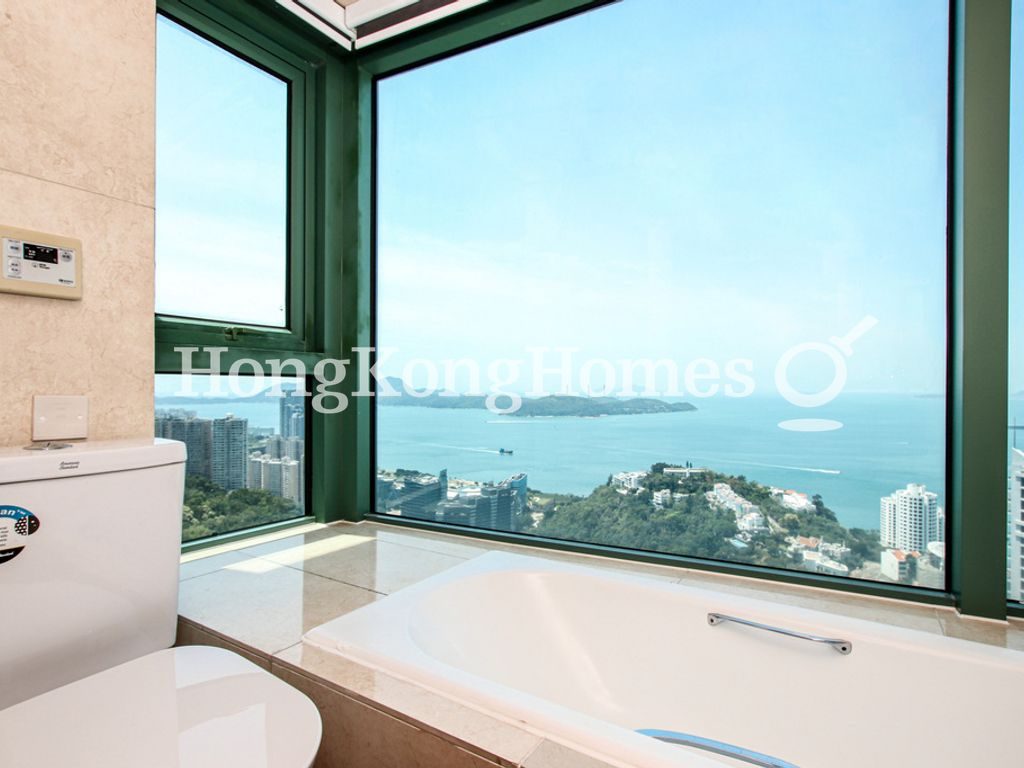 Third Ensuite Bathroom — Royalton II, Pokfulam
