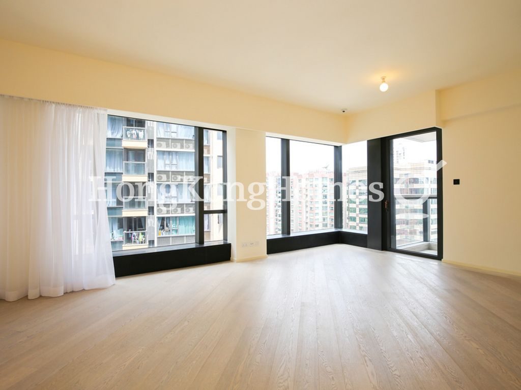 Living and Dining Room — Fleur Pavilia - Tower 03, North Point