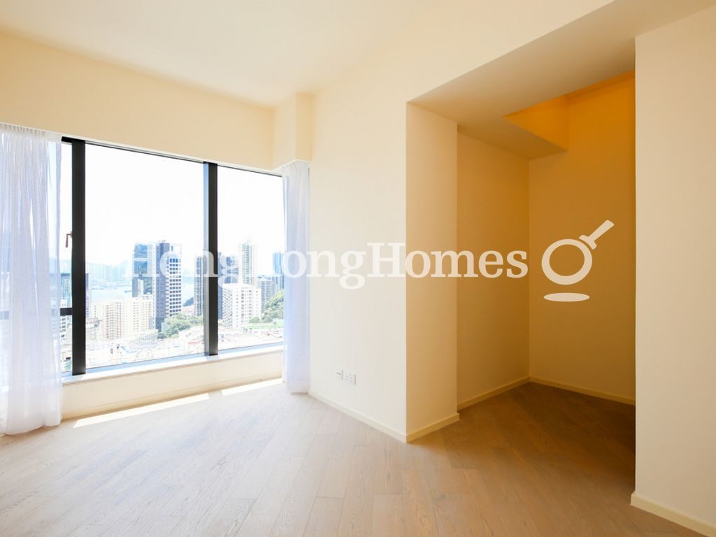 Second Ensuite Bedroom — Fleur Pavilia - Tower 03, North Point