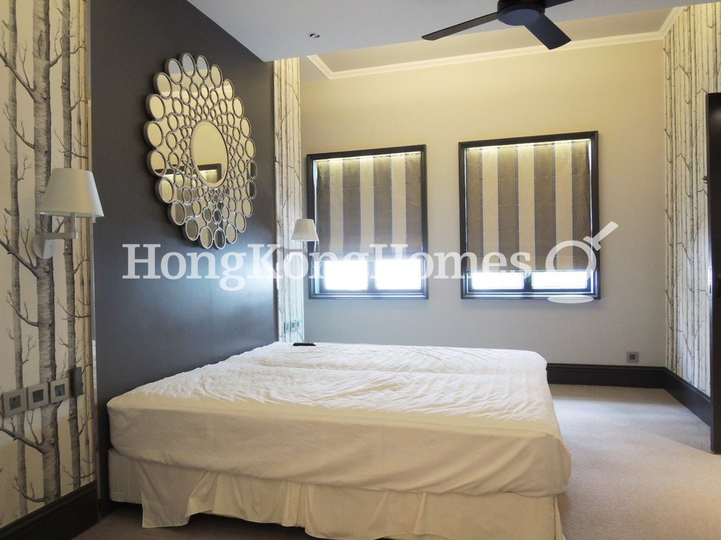 Master Bedroom — Sing Woo Crescent, 1, Happy Valley