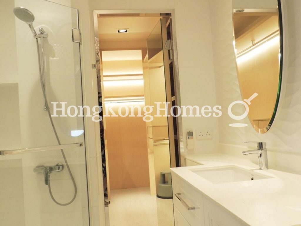 Master Bathroom — Sing Woo Crescent, 1, Happy Valley