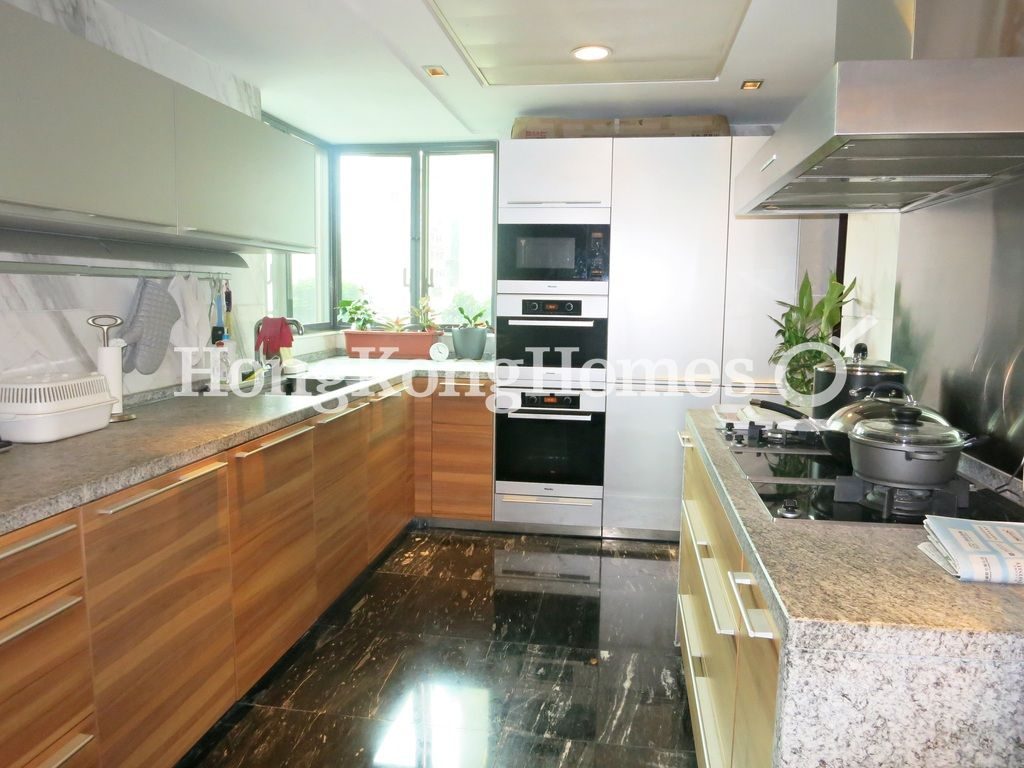 Kitchen — Celestial Heights-Celestial Avenue No. 10, Ho Man Tin / Waterloo Road