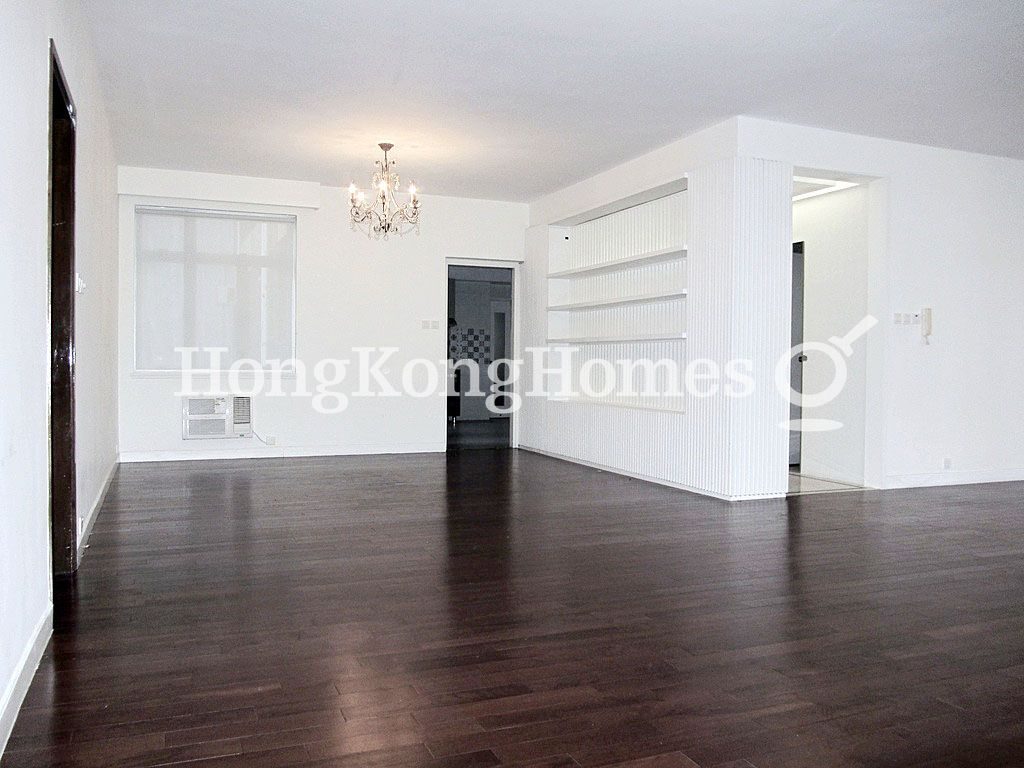 Living and Dining Room — Cliffview Mansion - Block A-B, Mid-levels West