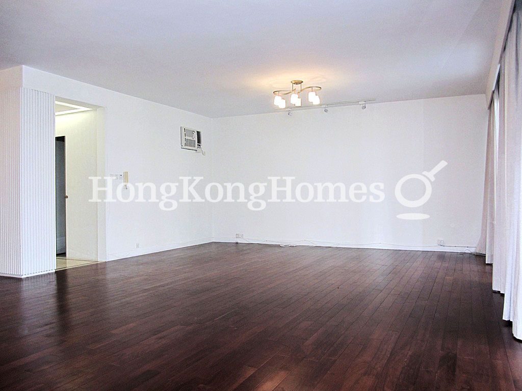 Living and Dining Room — Cliffview Mansion - Block A-B, Mid-levels West