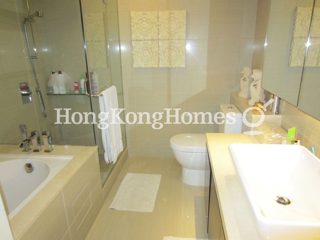 Master Bathroom — Hong Kong Parkview - Tower 18, Repulse Bay