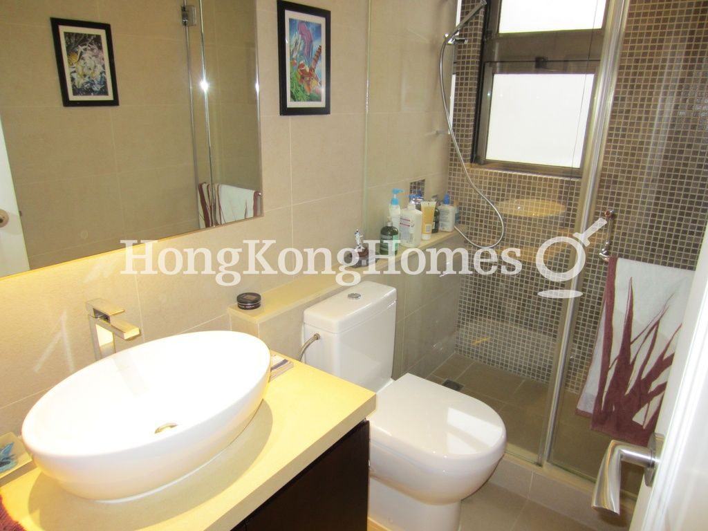 Second Ensuite Bathroom — Hong Kong Parkview - Tower 18, Repulse Bay