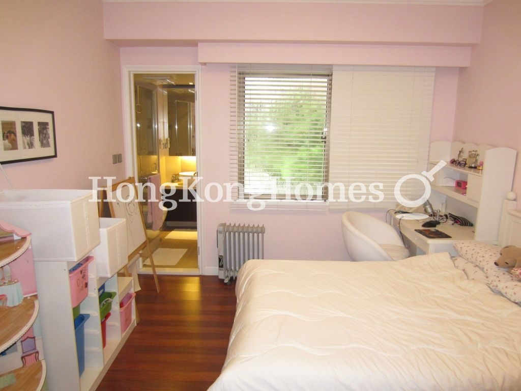 Third Ensuite Bedroom — Hong Kong Parkview - Tower 18, Repulse Bay