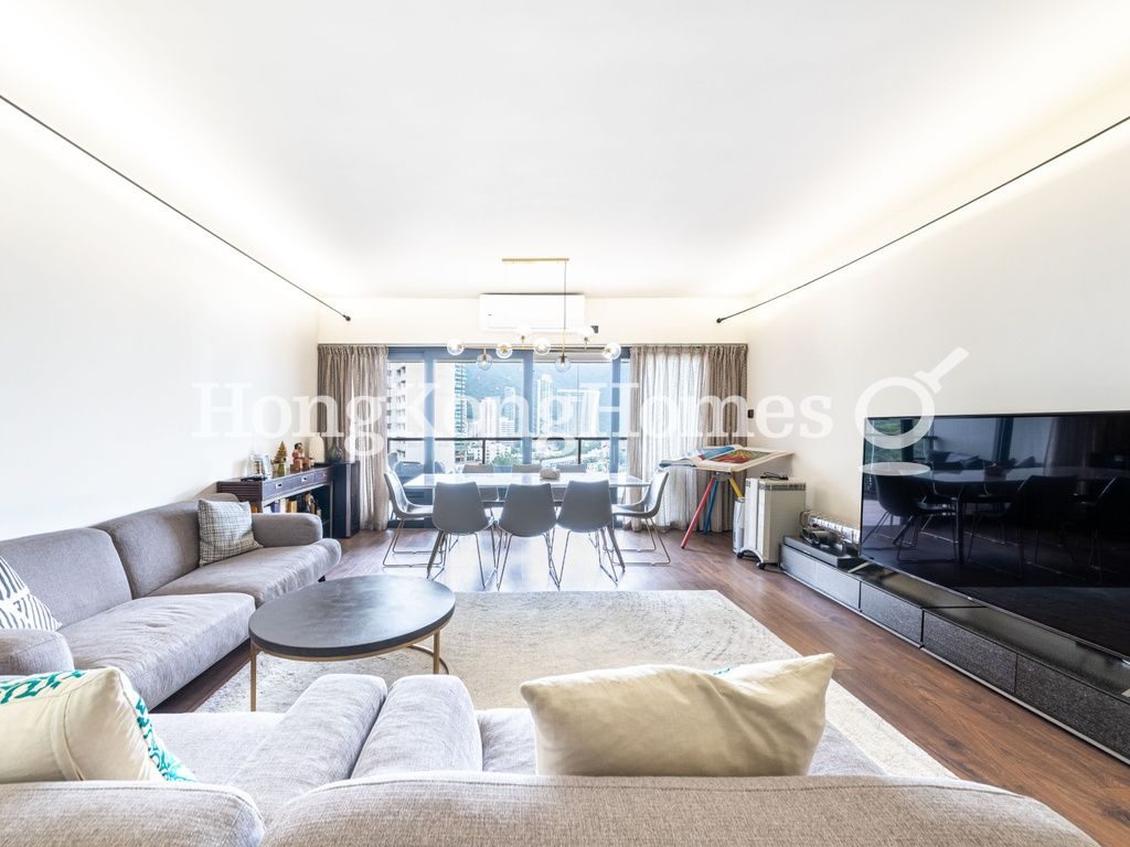 Living and Dining Room — Repulse Bay Garden - Block 07-08, Repulse Bay