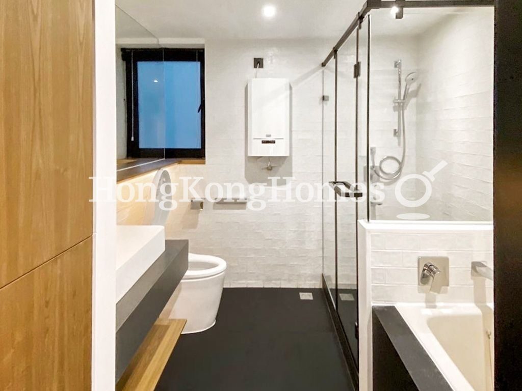Master Bathroom — Ventris Place - Block C, Happy Valley