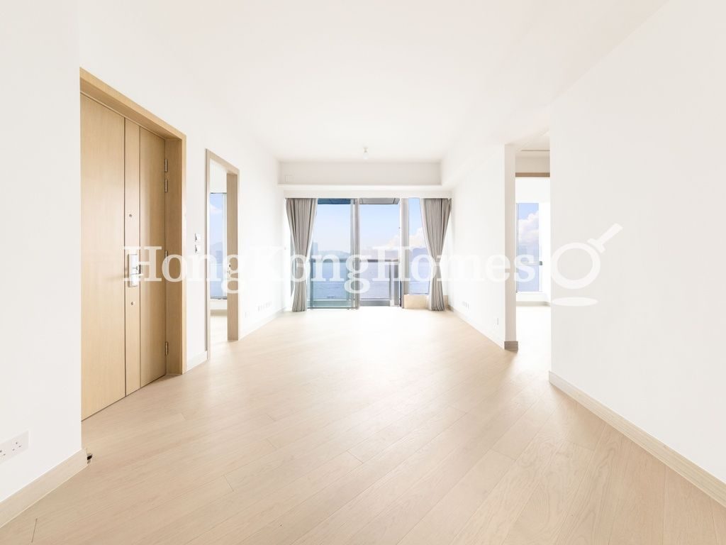 Living and Dining Room — Victoria Harbour - PH 2B-3 - Tower 2, North Point