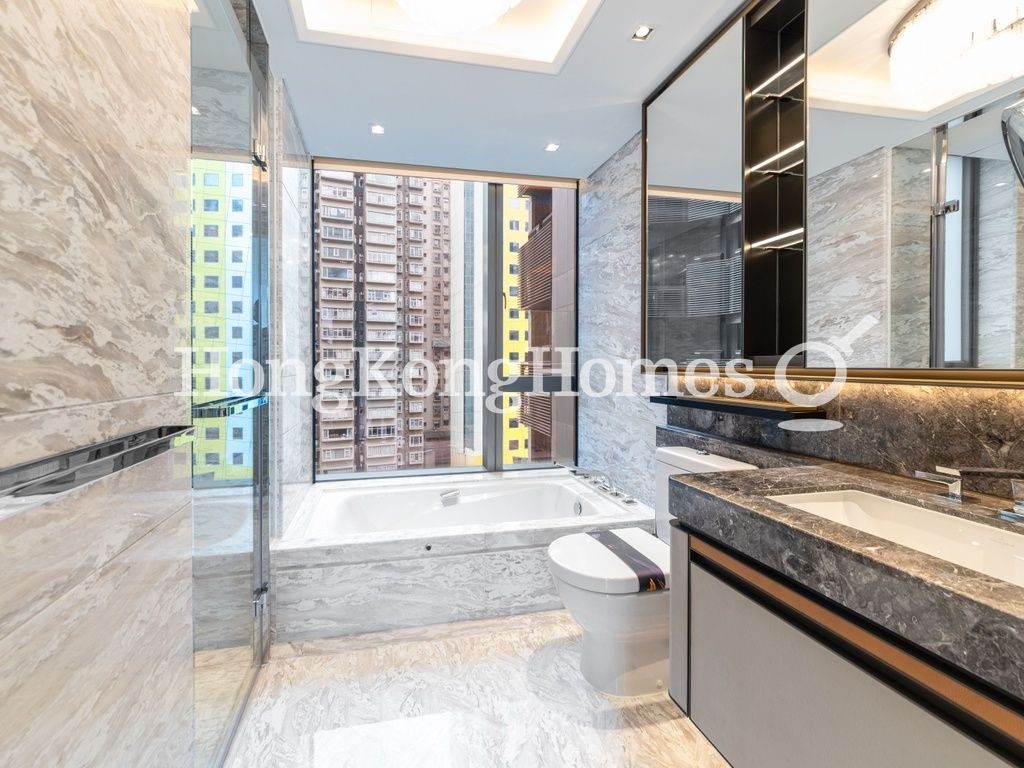 Master Bathroom — Victoria Harbour - PH 2B-3 - Tower 2, North Point