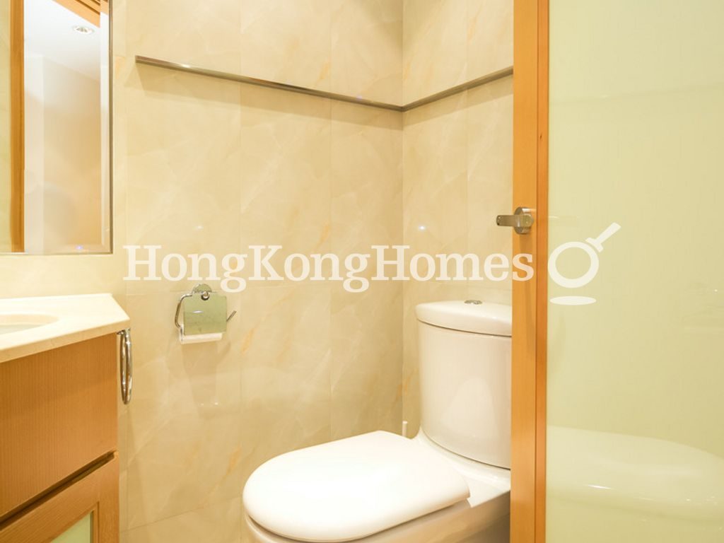 Guest Powder Room — Tregunter Tower 2, Mid-levels Central