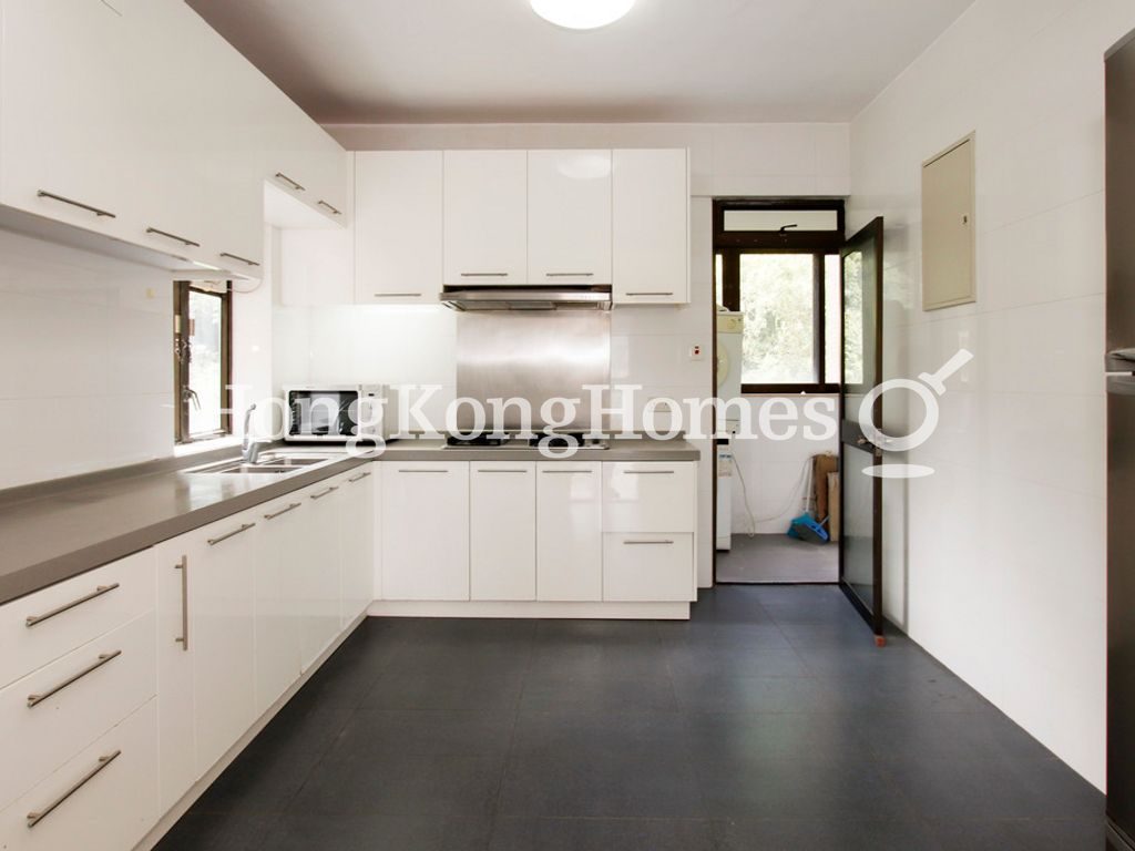 Kitchen — Sakura Court, Mid-levels East