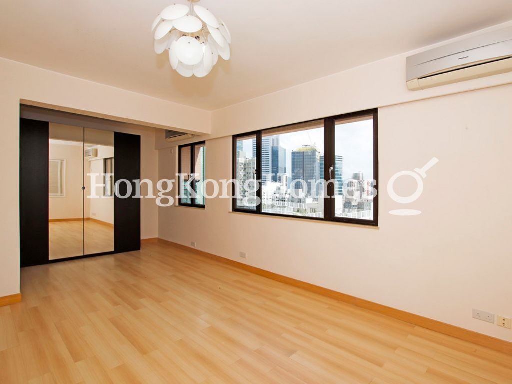 Master Bedroom — Sakura Court, Mid-levels East