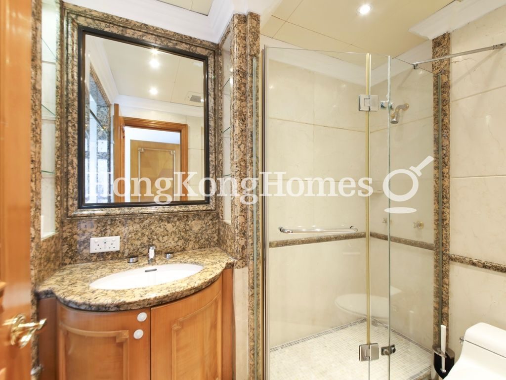 Guest Bathroom — Tavistock 2, Mid-levels Central