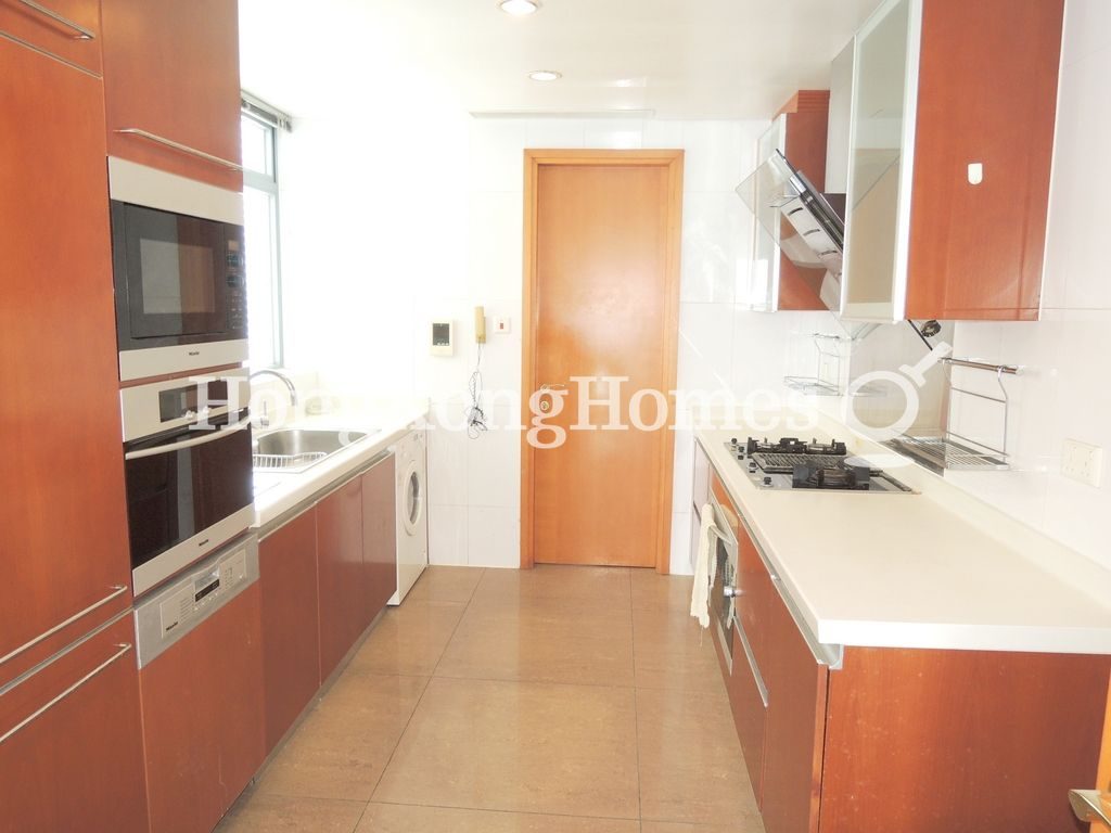 Kitchen — Residence Bel-air - Phase 04, Peak Tower 05, Pokfulam