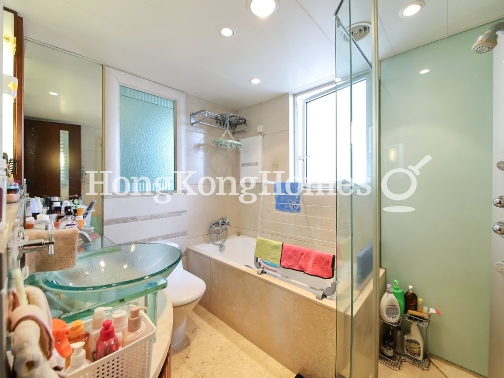 Master Bathroom — The Harbourside - Tower 1, Tsim Sha Tsui