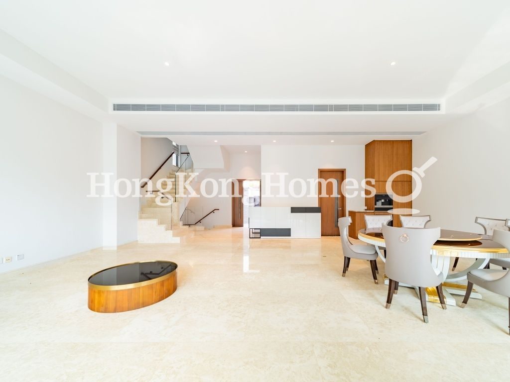 photo 4 — The Cavaridge - House, Shatin / Fo Tan