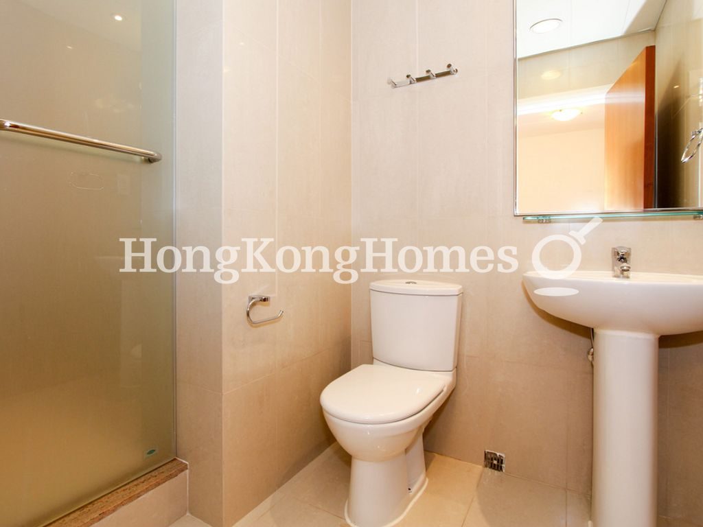 Second Guest Bathroom — Bamboo Grove - Block 82, Mid-levels East
