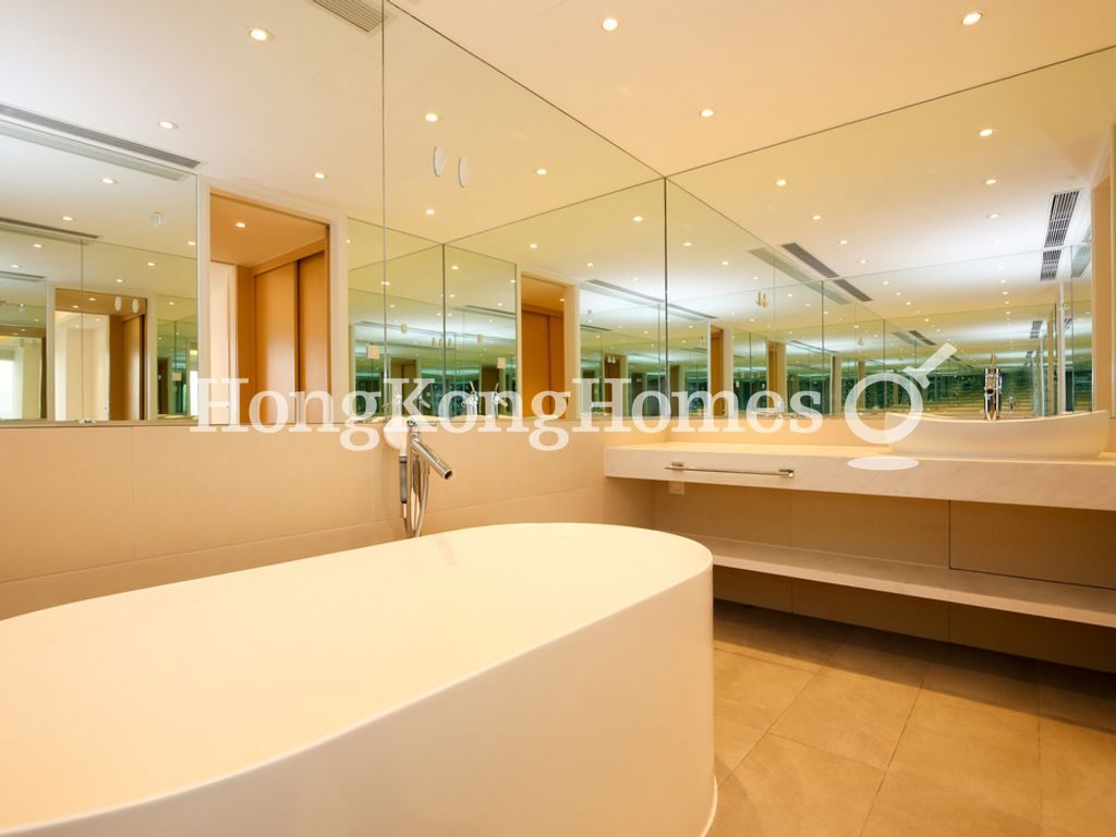 Master Bathroom — Convention Plaza Apartments, Wan Chai