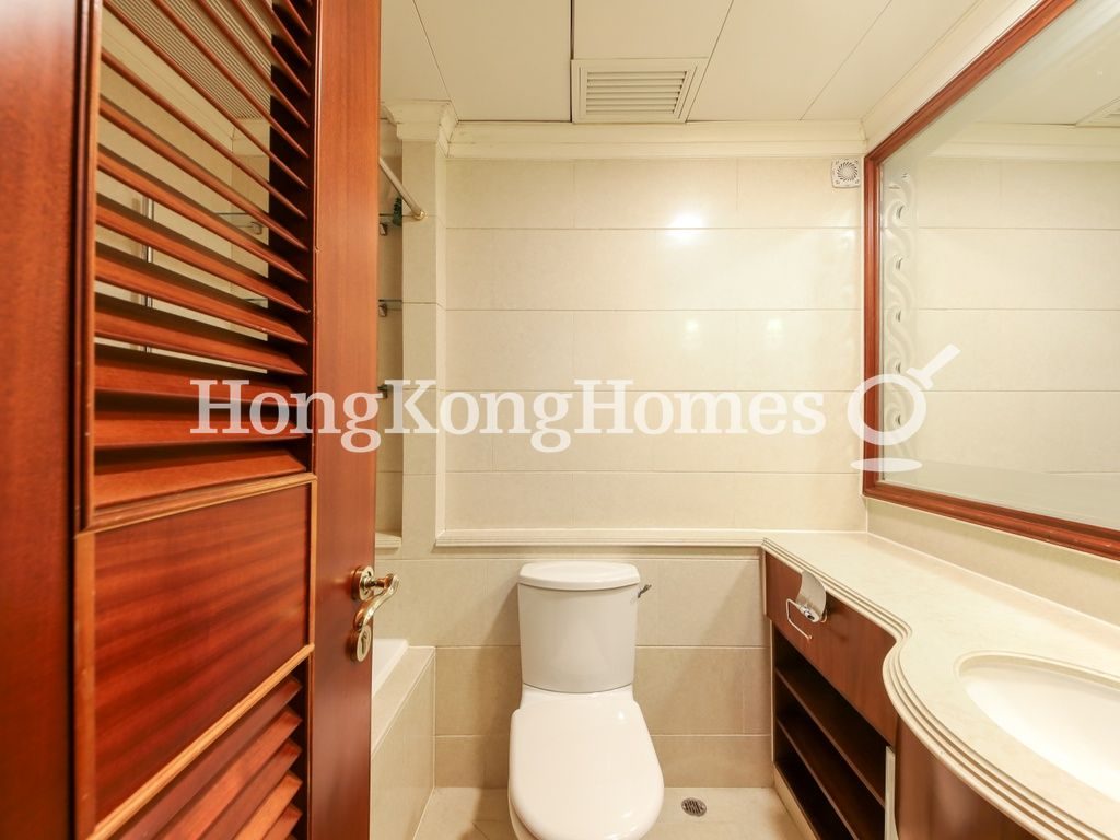 Third Ensuite Bathroom — Regalia Bay, Stanley