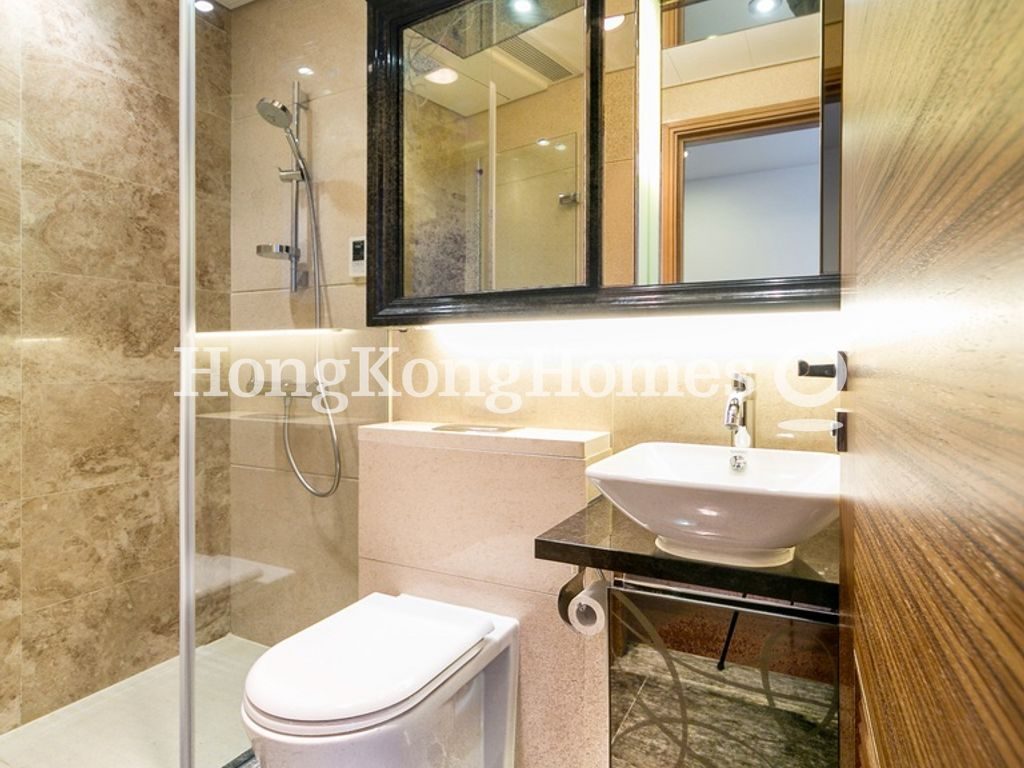 Second Ensuite Bathroom — Serenade - Tower 1, Tai Hang