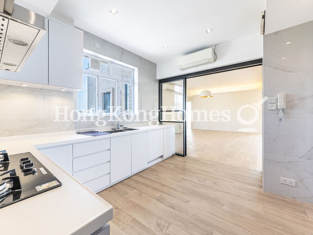 Kitchen — Vivian Court, The Peak