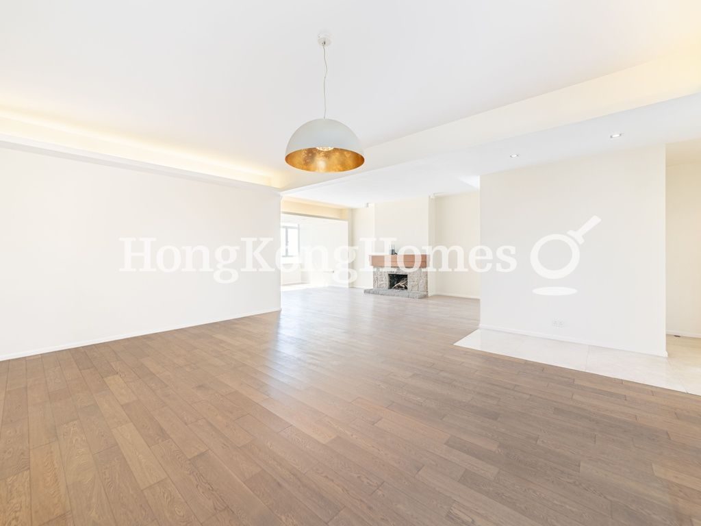 Living and Dining Room — Vivian Court, The Peak