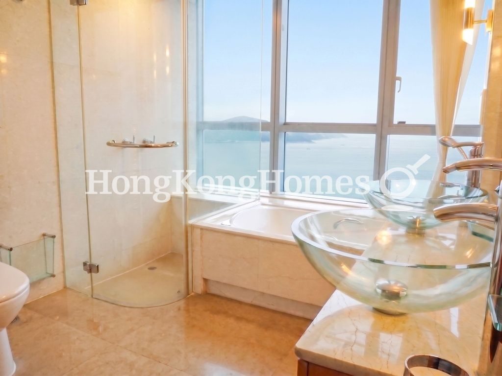 Master Bathroom — Residence Bel-air - Phase 04, Peak Tower 03, Pokfulam