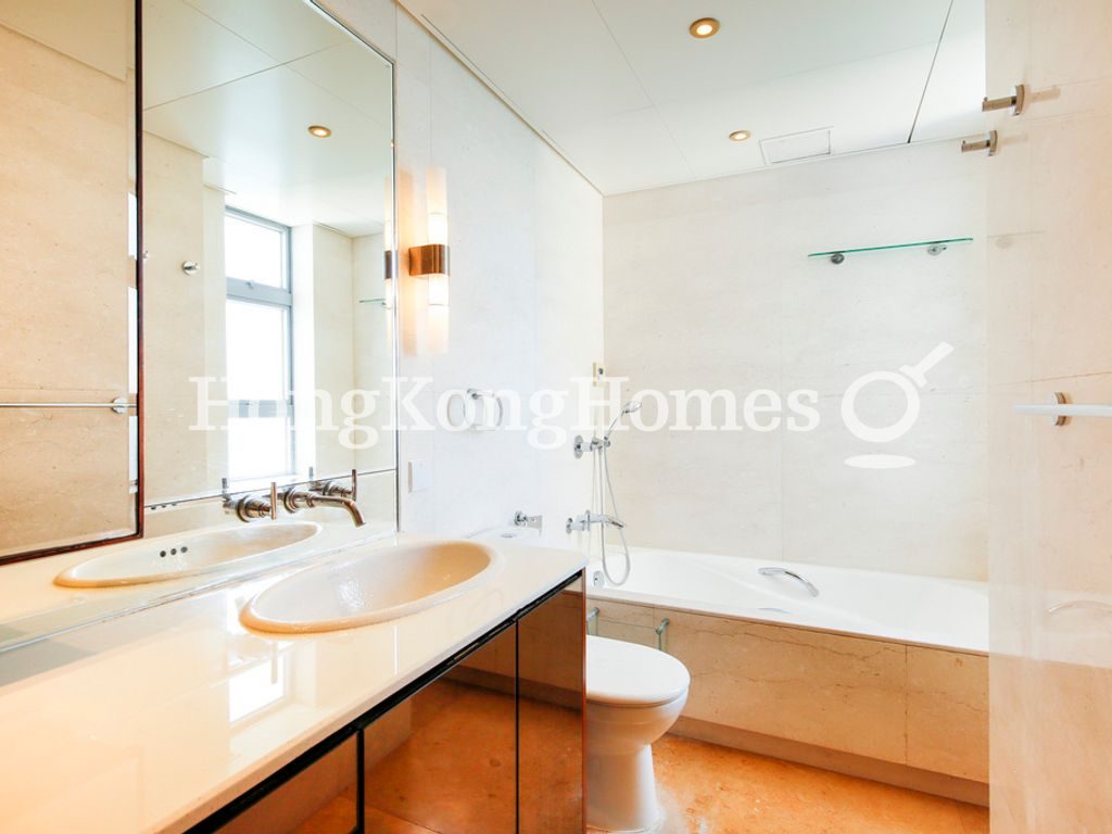 Master Bathroom — Residence Bel-air - Phase 02, South Tower 08, Pokfulam
