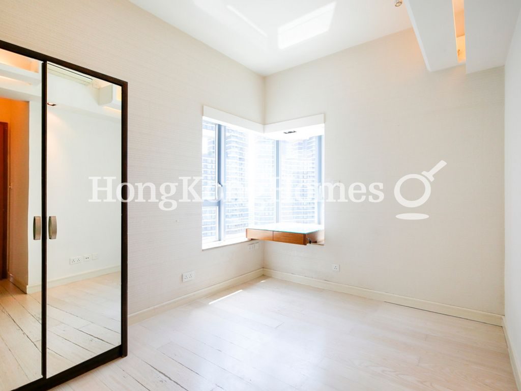 Second Ensuite Bedroom — Residence Bel-air - Phase 02, South Tower 08, Pokfulam