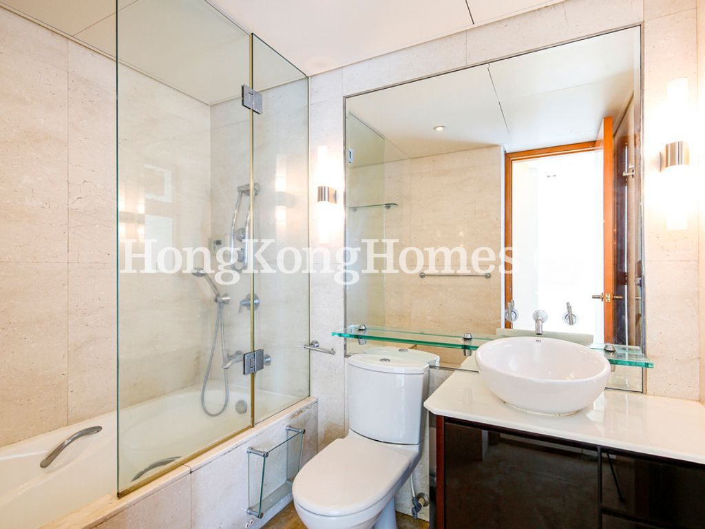 Second Ensuite Bathroom — Residence Bel-air - Phase 02, South Tower 08, Pokfulam
