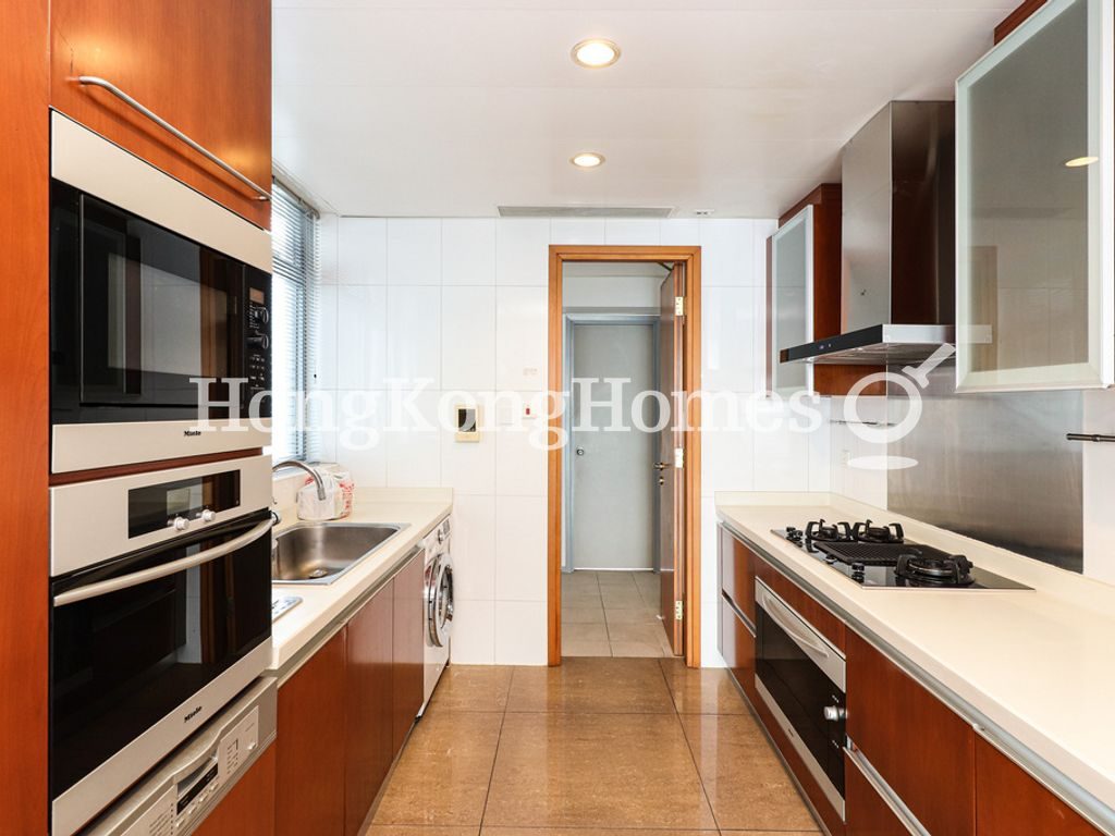 Kitchen — Residence Bel-air - Phase 04, Peak Tower 05, Pokfulam
