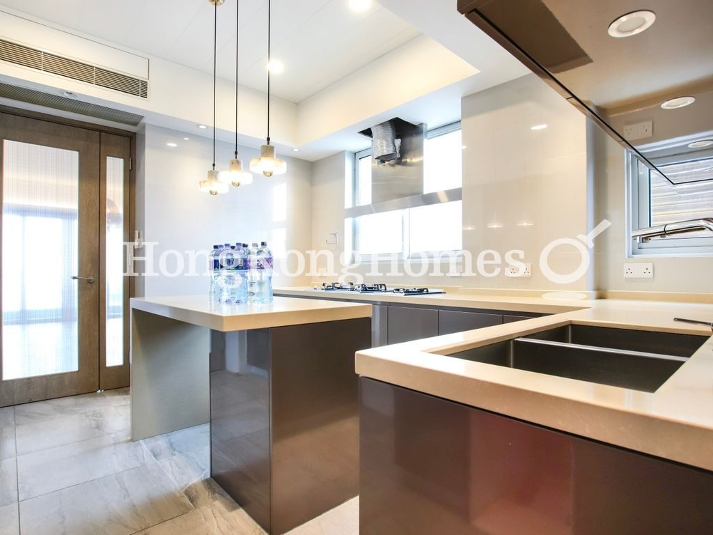 Kitchen — Vivian Court, The Peak