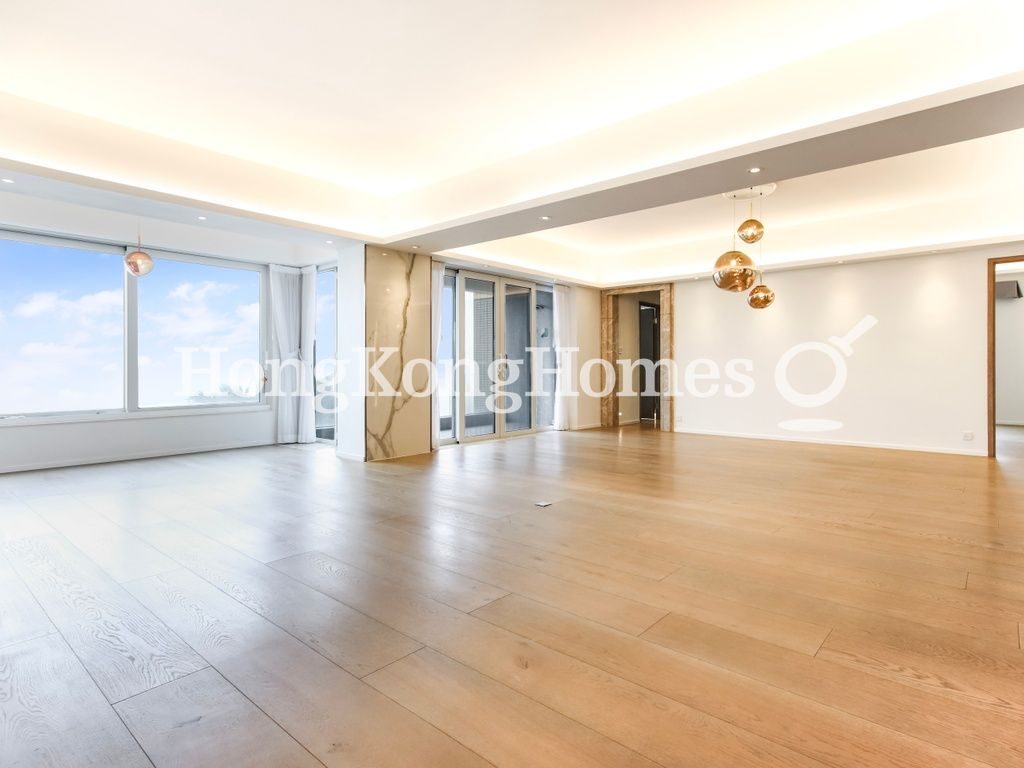 Living and Dining Room — Vivian Court, The Peak