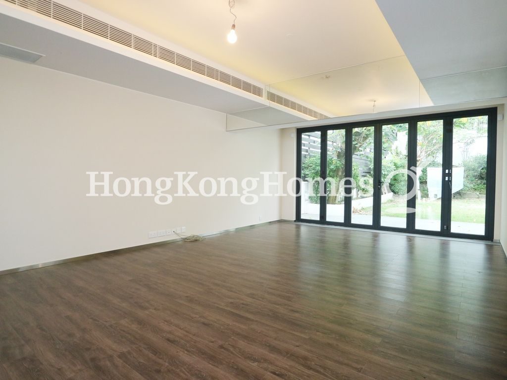 Living and Dining Room — Hawaii Garden, Clear Water Bay