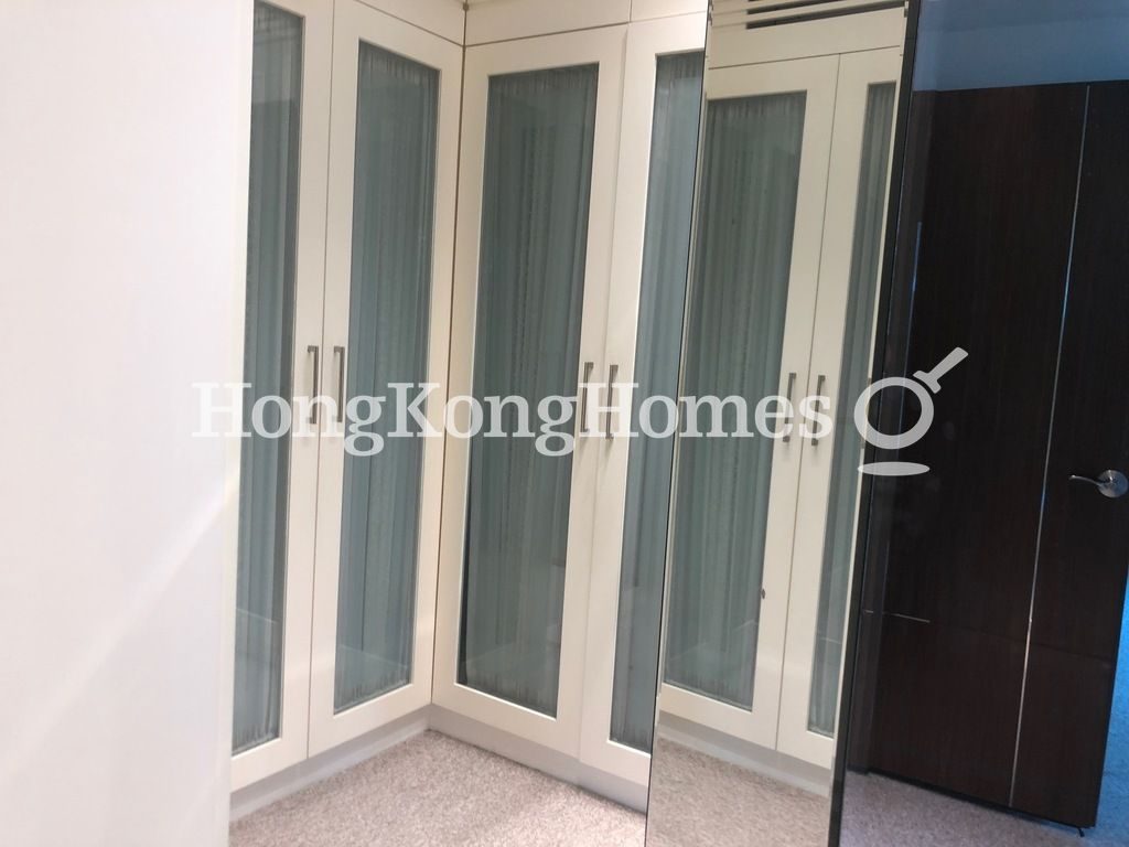 Walk-in Closet in Master Bedroom — Shiu Fai Terrace, 8, Mid-levels East