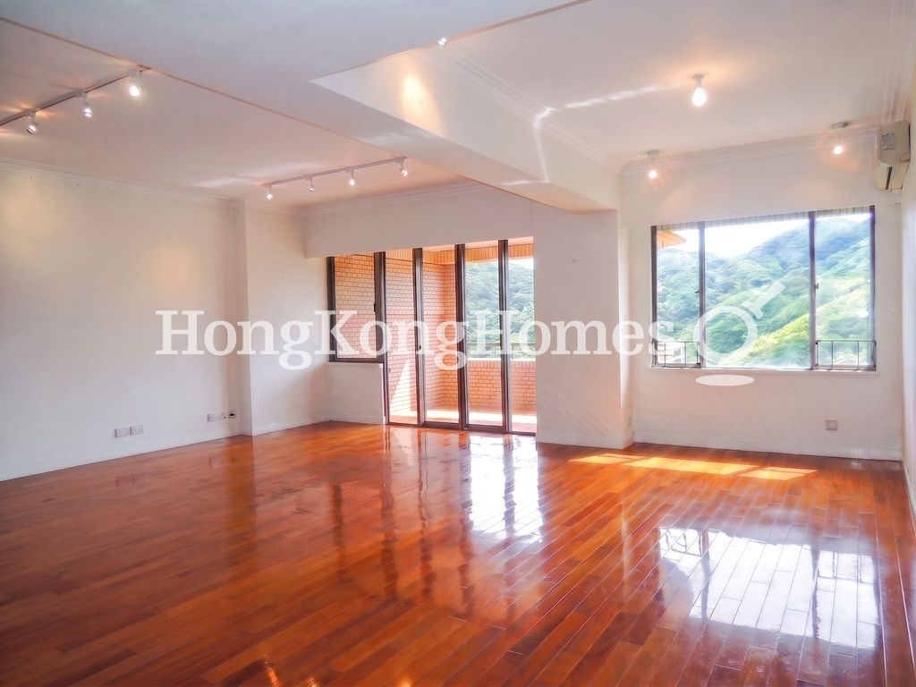 Living and Dining Room — Hong Kong Parkview - Tower 10, Repulse Bay