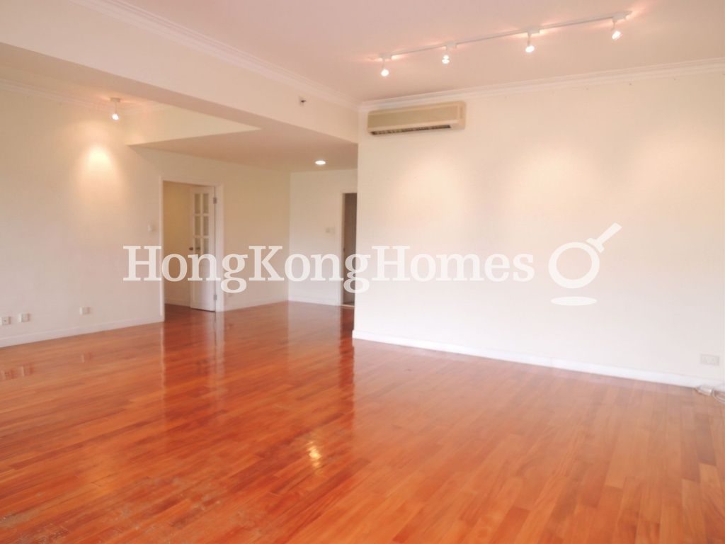 Living and Dining Room — Hong Kong Parkview - Tower 10, Repulse Bay