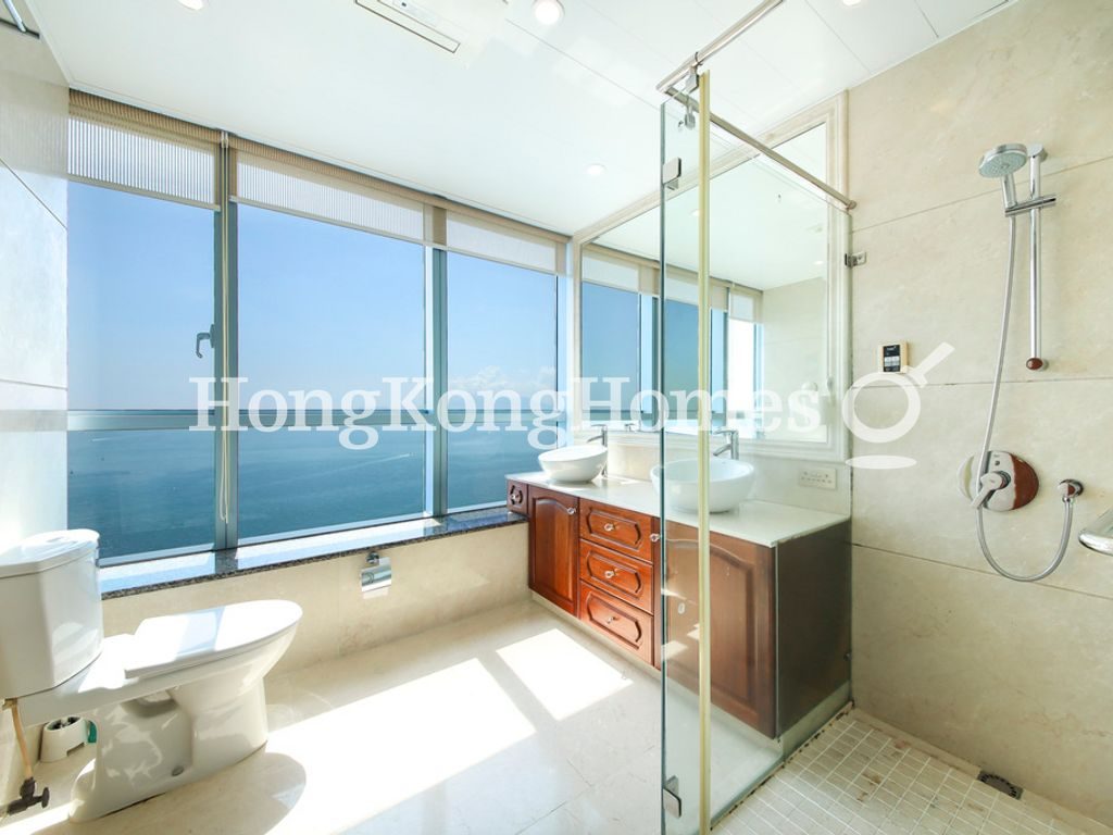 Master Bathroom — Residence Bel-air - Phase 04, Peak Tower 03, Pokfulam
