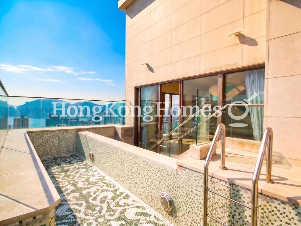 Private Swimming Pool on Roof Terrace — Celestial Heights-Celestial Avenue No. 26, Ho Man Tin / Waterloo Road