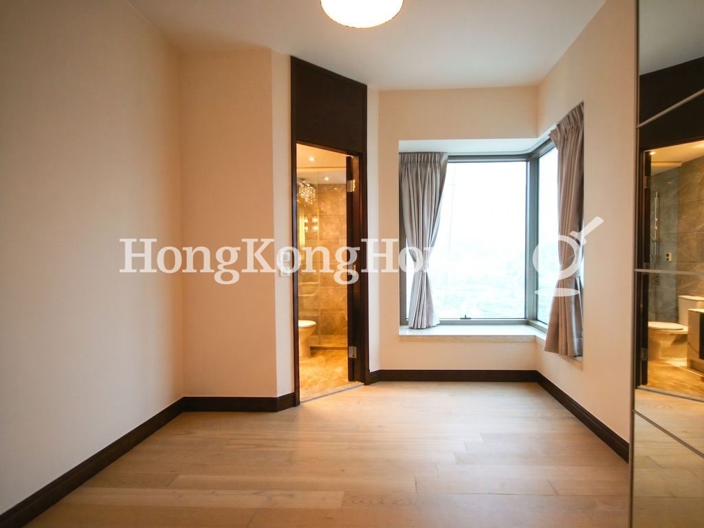 Second Ensuite Bedroom — Celestial Heights-Celestial Avenue No. 26, Ho Man Tin / Waterloo Road