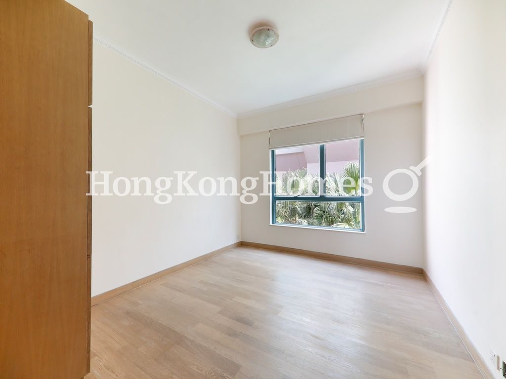 Third Ensuite Bedroom — Regalia Bay, Stanley
