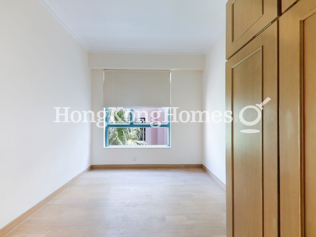 Fourth Ensuite Bedroom — Regalia Bay, Stanley