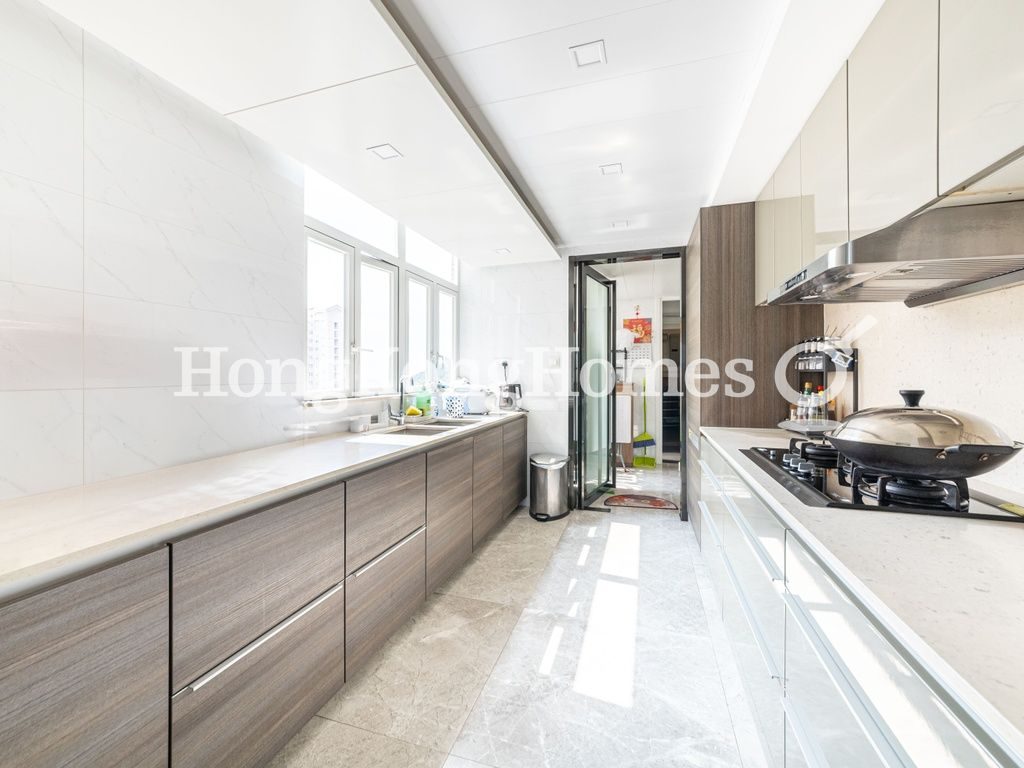 Kitchen — The Redhill Peninsula - Block 07, Tai Tam